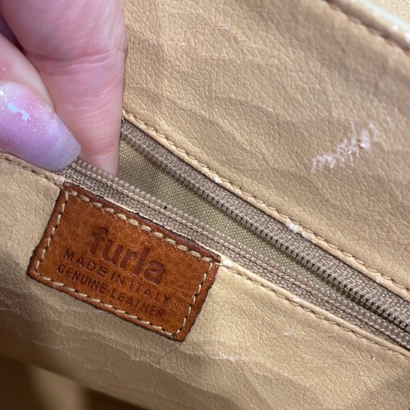 Furla Handbag Made in Italy - Picture 10 of 11